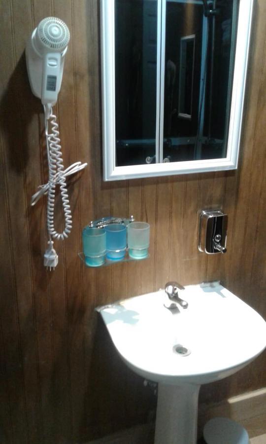 Hostal Chalet Las Violetas 푼타아레나스 외부 사진