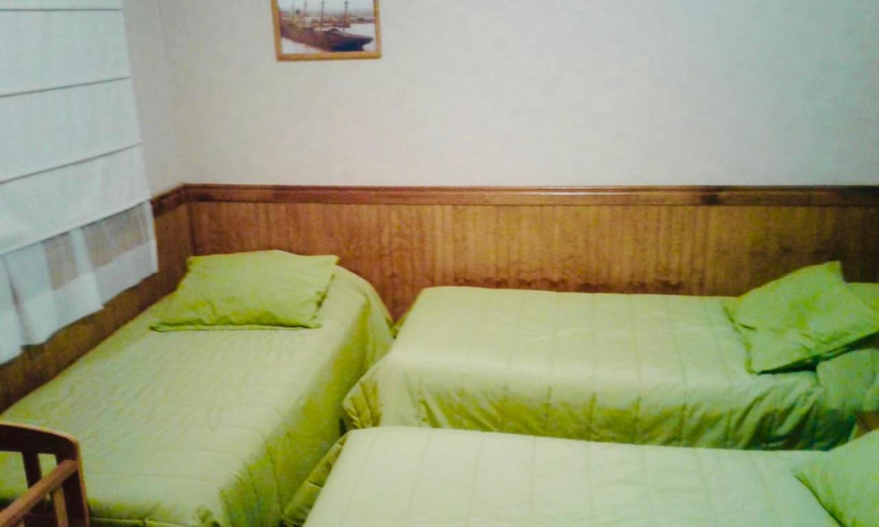 Hostal Chalet Las Violetas 푼타아레나스 외부 사진