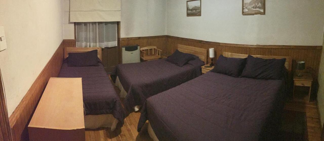 Hostal Chalet Las Violetas 푼타아레나스 외부 사진