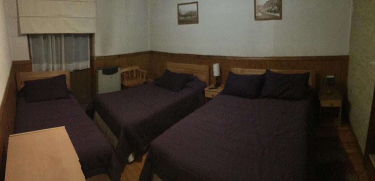 Hostal Chalet Las Violetas 푼타아레나스 외부 사진
