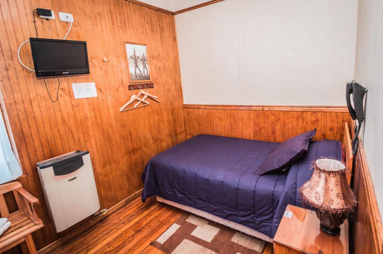 Hostal Chalet Las Violetas 푼타아레나스 외부 사진